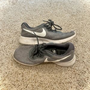 Nike tennis shoes grey size 8.5
